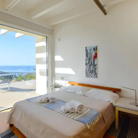 2 Bedroom Stunning In