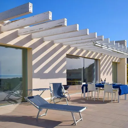 2 Bedroom Stunning In Casa de Férias *