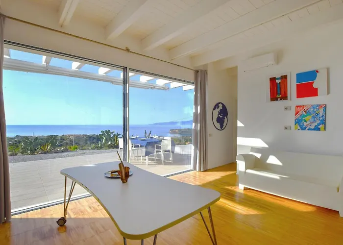 2 Bedroom Stunning In Casa de Férias *